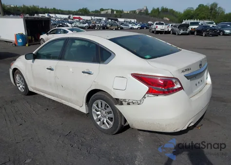 2013 Nissan Altima 2.5 S из США, поврежденный, VIN 1N4AL3AP8DC211398